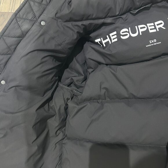 Aritzia Super Puff Shorty Jacket Black XXS – Excellent Condition - Picture 6 of 9